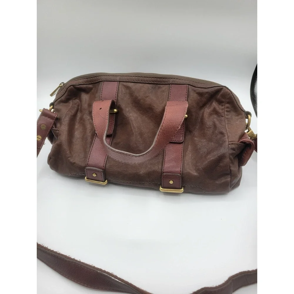 Fossil item has